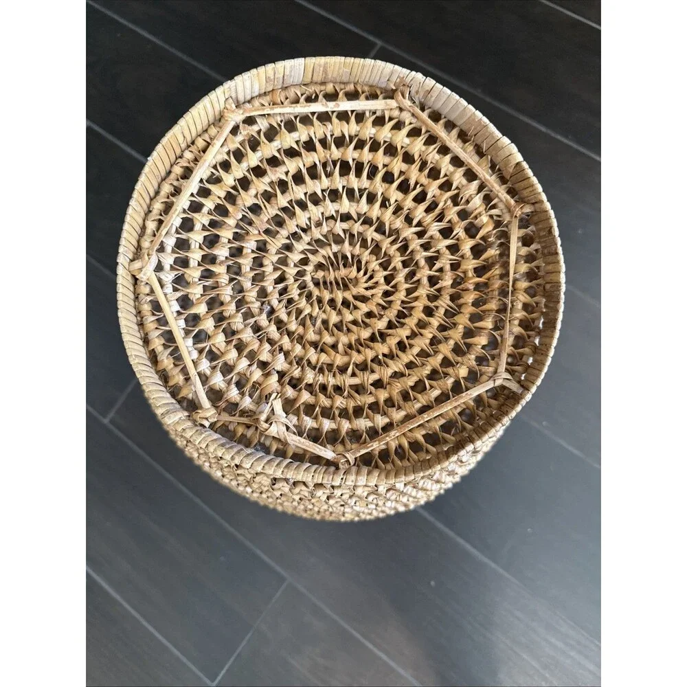 Natural Rattan Wicker Basket with Lid, 16” High